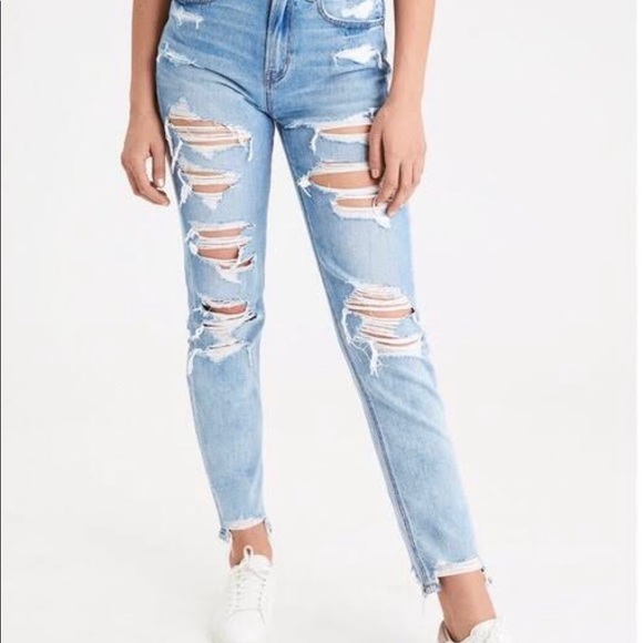American Eagle Outfitters Denim - AMERICAN EAGLE OUTFITTERS CROP JEANS Sz.8